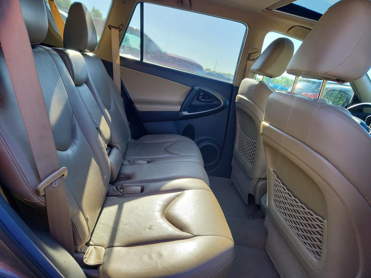 Toyota RAV4 Limited