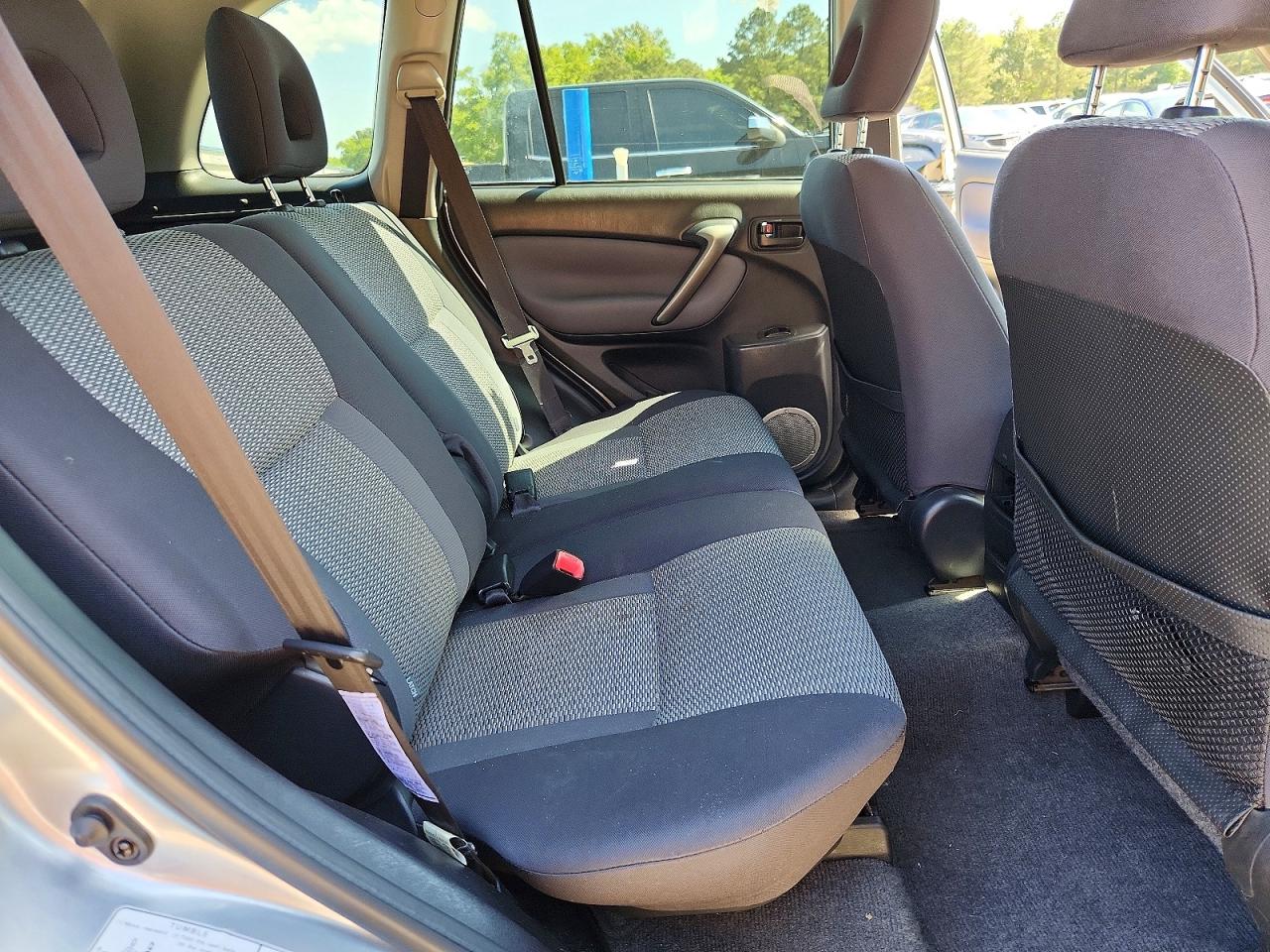 Toyota RAV4 Base