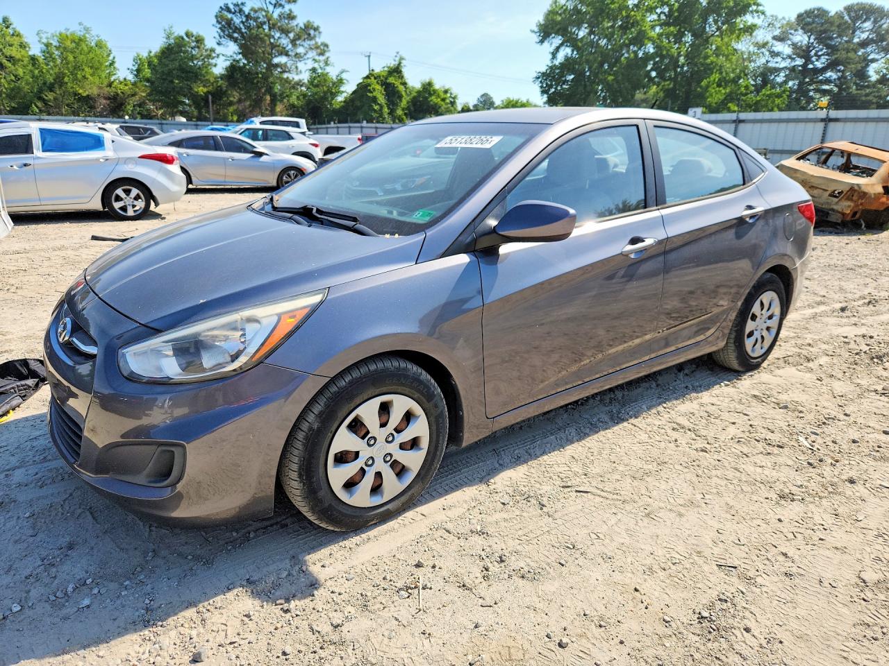 Salvage Hyundai ACCENT Image