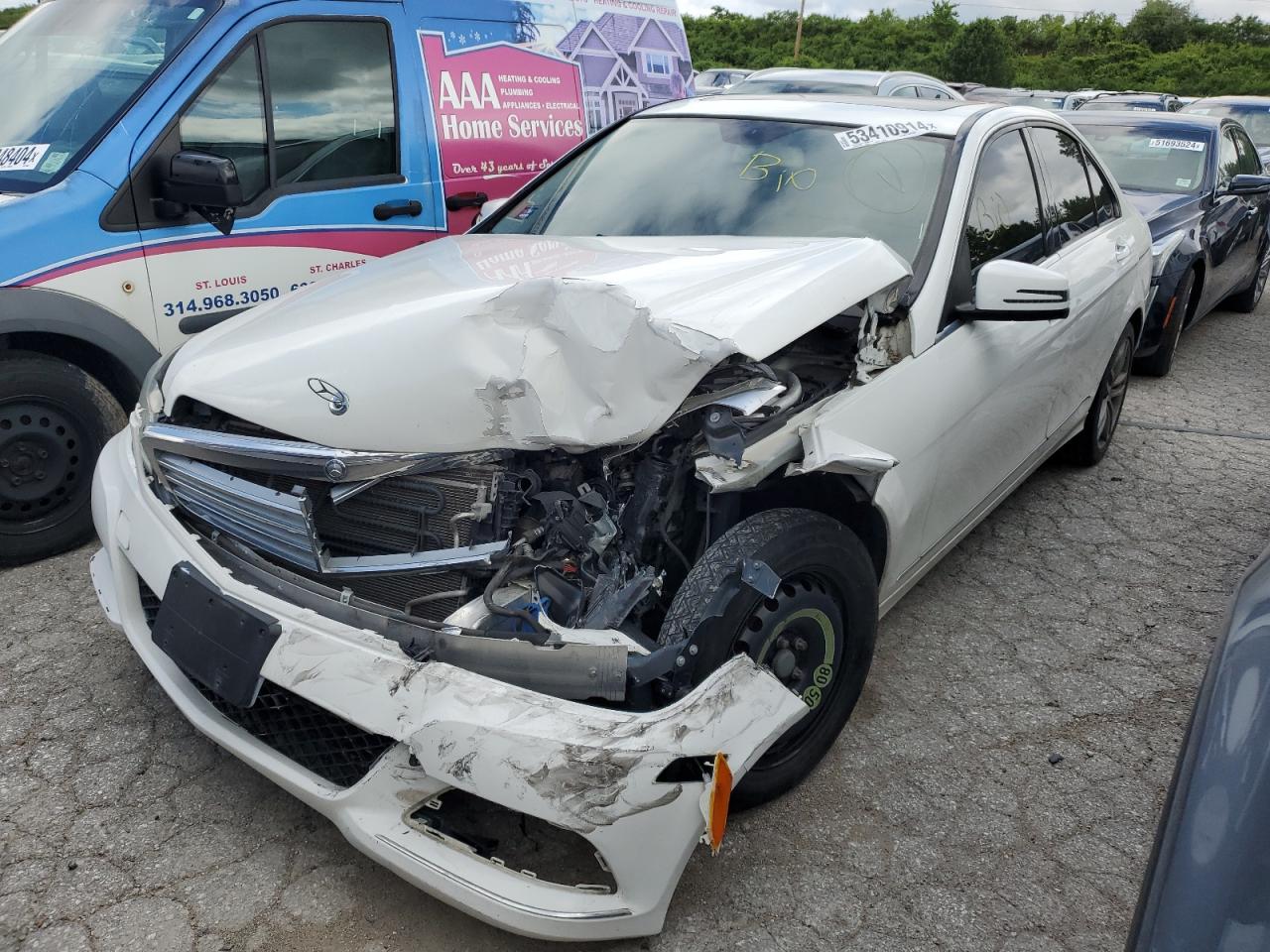 Salvage Mercedes-Benz C-Class Image