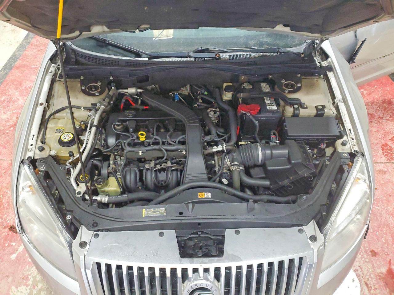 Mercury Milan Premier