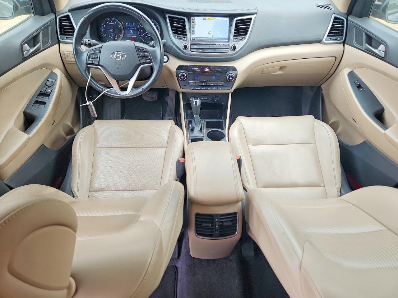 Hyundai TUCSON Sel Plus