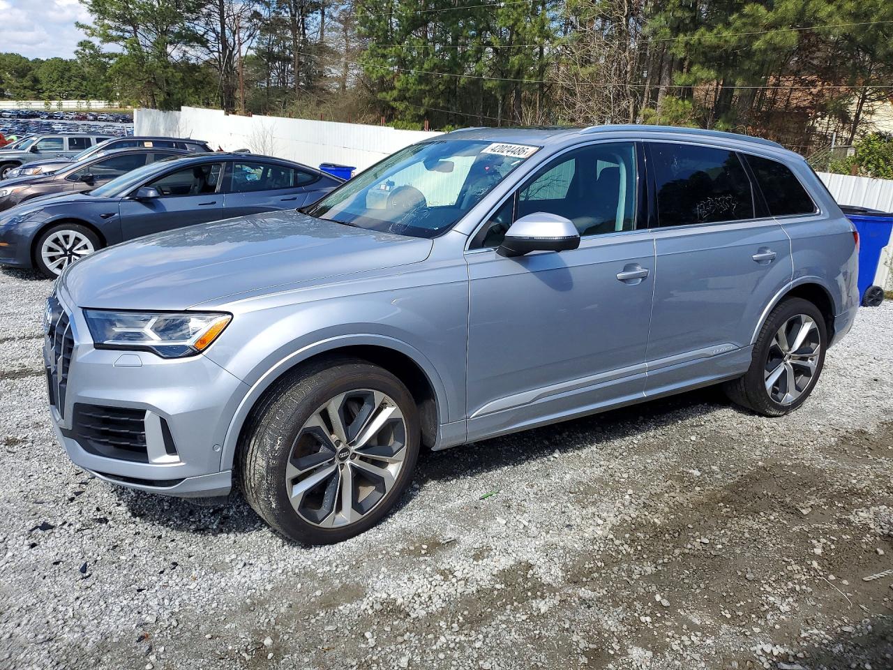 Salvage Audi Q7 Image