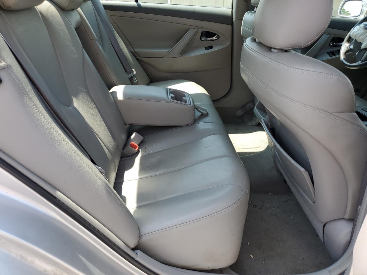Toyota Camry Base