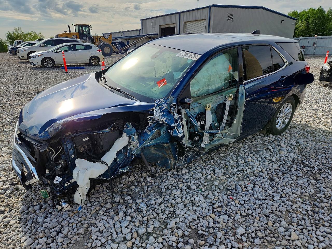 Salvage Chevrolet Equinox Image