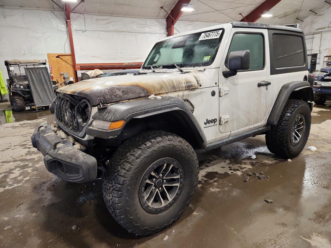 Salvage Jeep Wrangler Image
