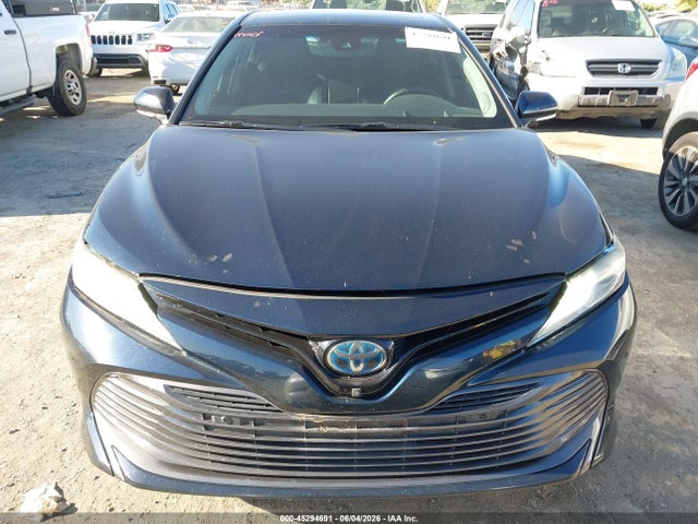 Toyota Camry Xle