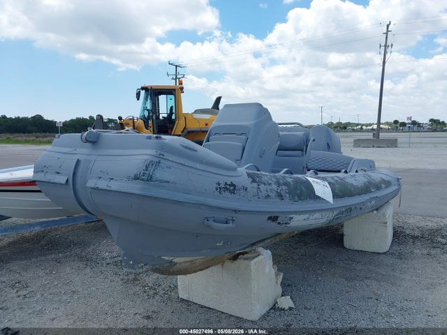 Other Highfield Sport 560 Hypalon 18