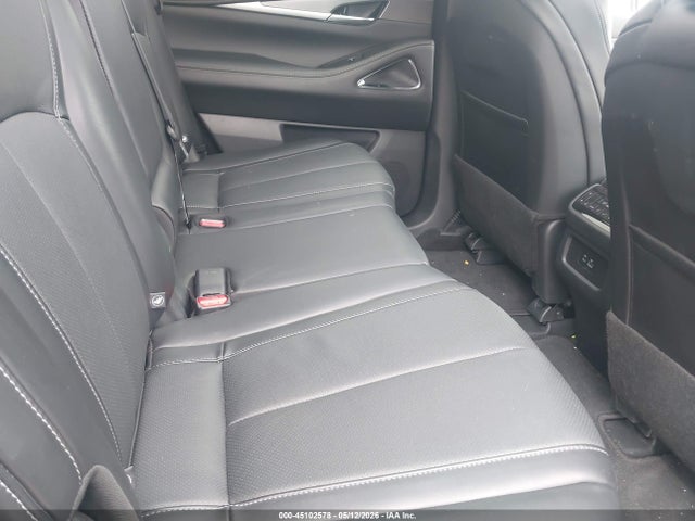 INFINITI Qx Luxe Awd