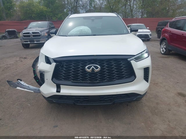 INFINITI Qx Luxe Awd