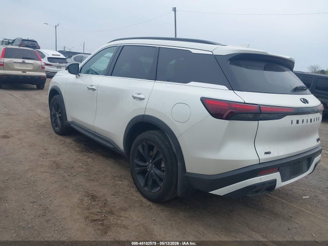 INFINITI Qx Luxe Awd
