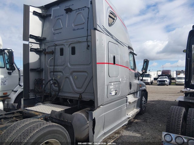 Freightliner Cascadia 125