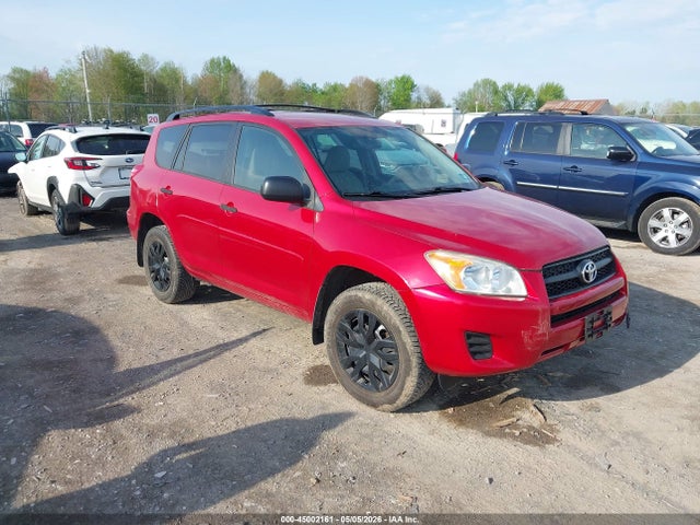 Salvage Toyota RAV4 Image