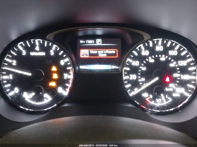 Nissan Pathfinder S 4wd