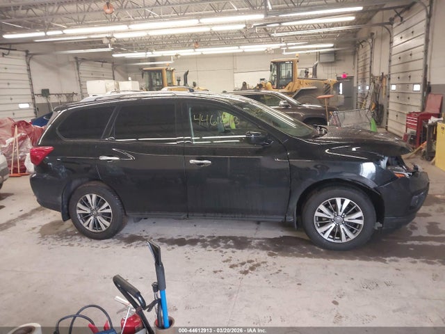 Nissan Pathfinder S 4wd