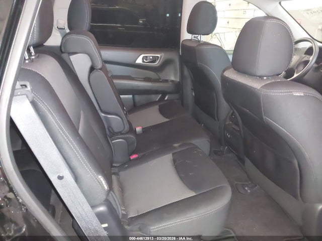 Nissan Pathfinder S 4wd