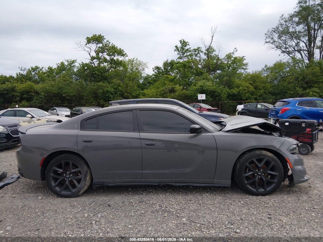 Dodge Charger Sxt