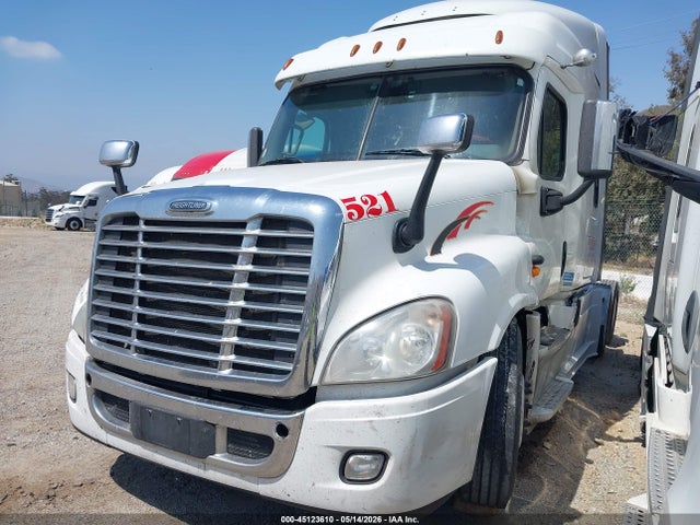 Freightliner Cascadia 125
