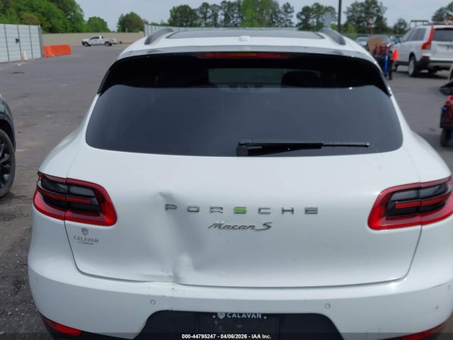 Porsche Macan S