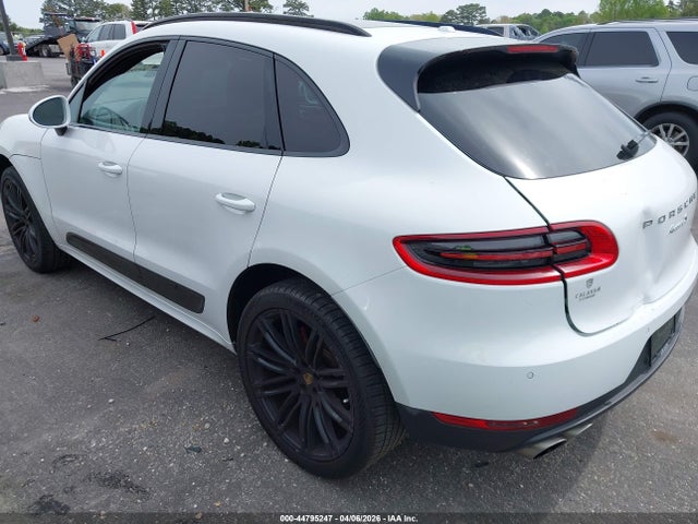 Porsche Macan S
