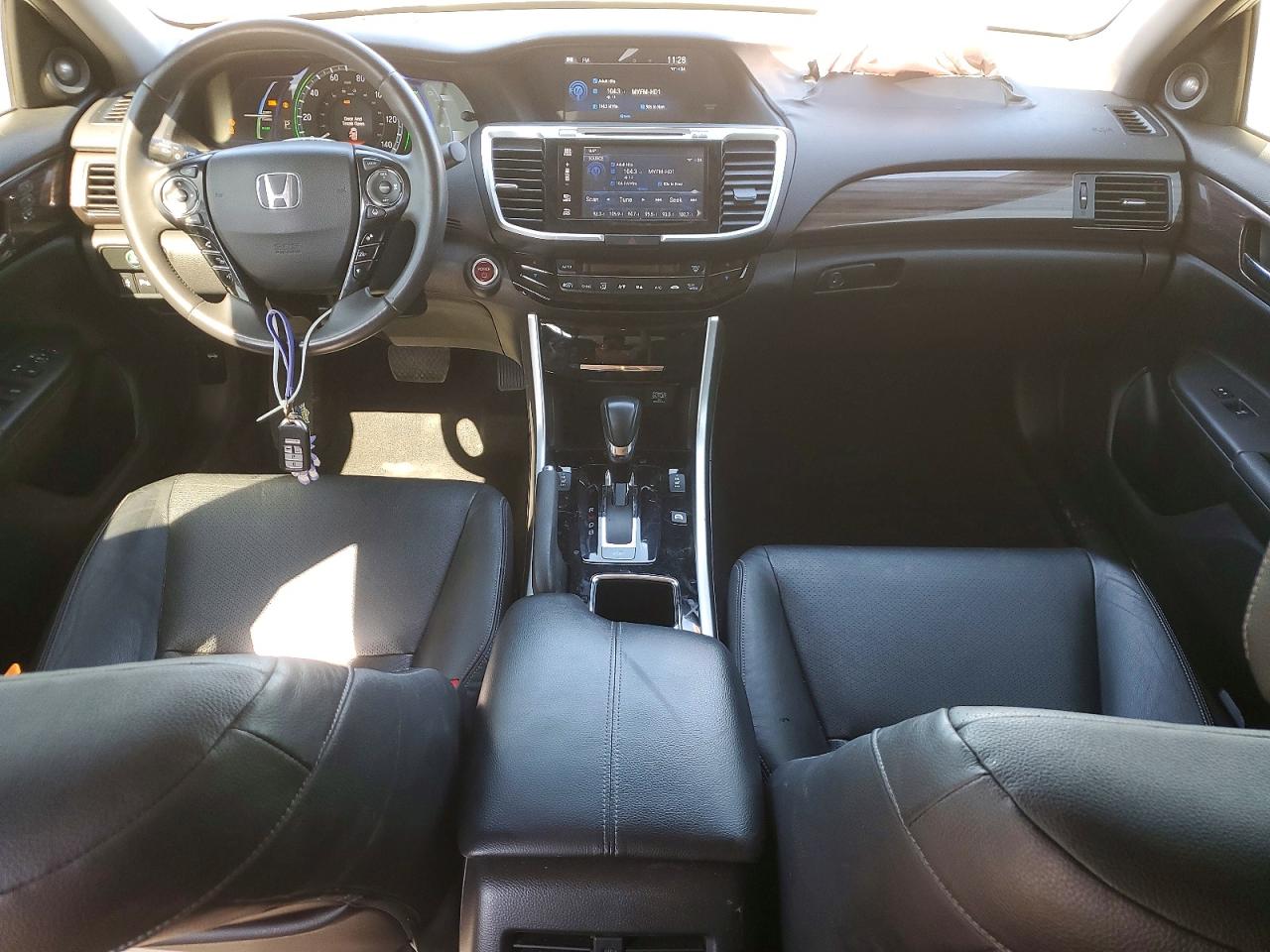 Honda Accord Touring Hybrid