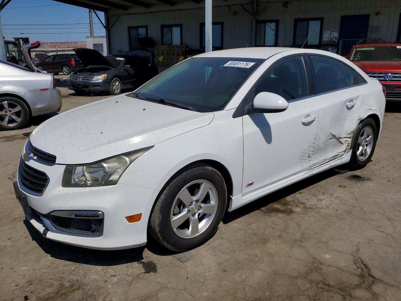 Salvage Chevrolet Cruze Image