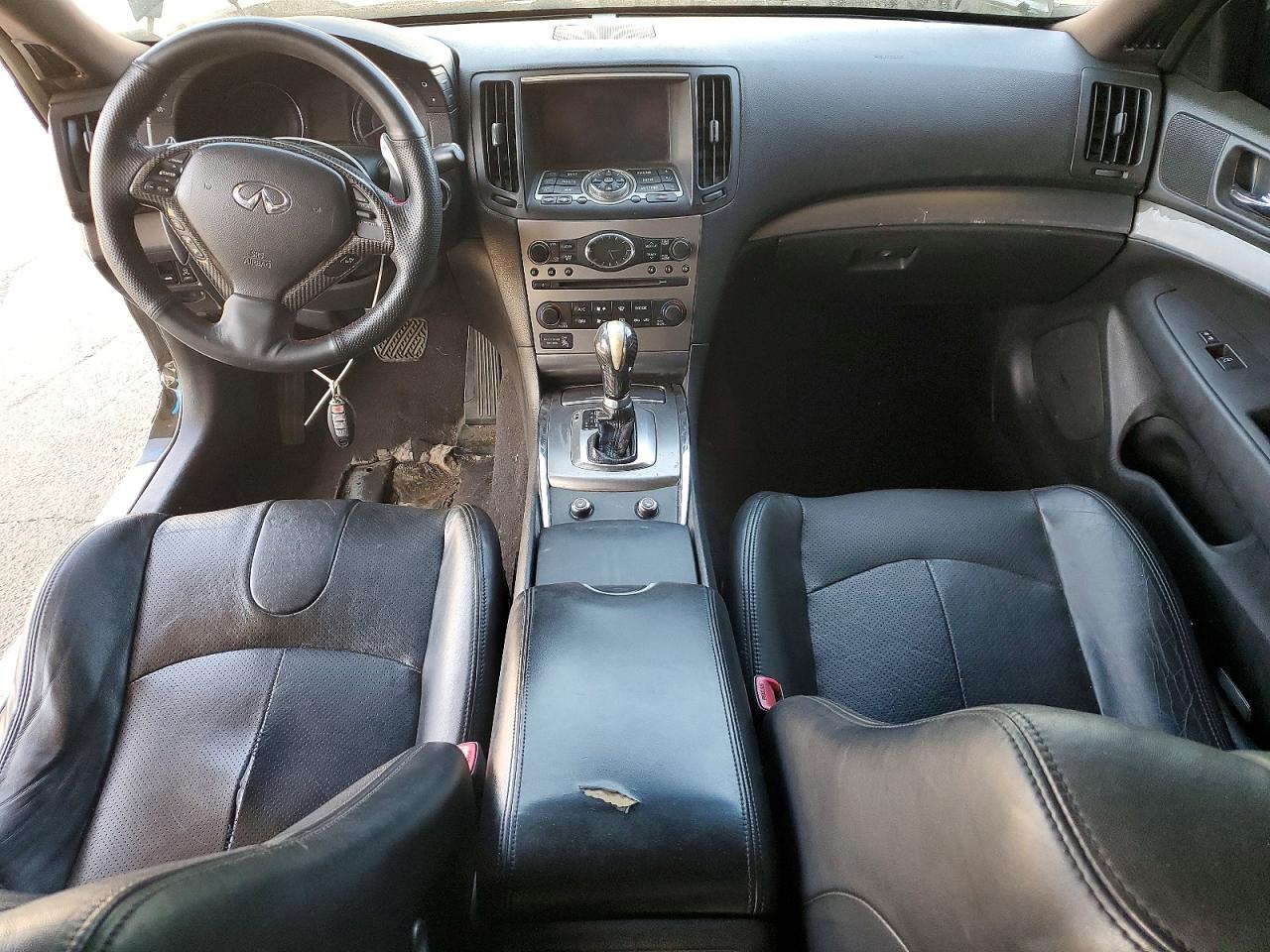 INFINITI G37 Journey