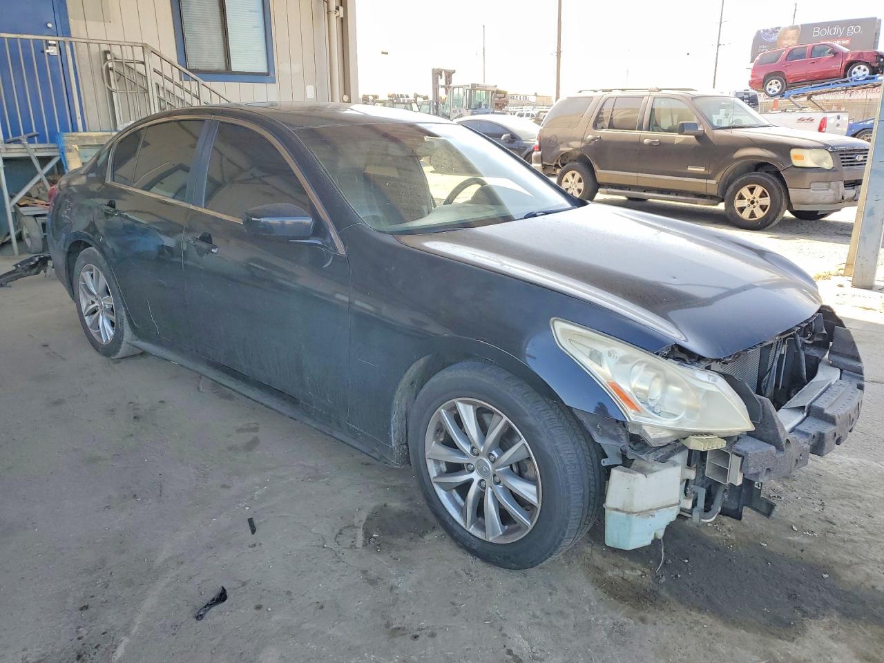 INFINITI G37 Journey