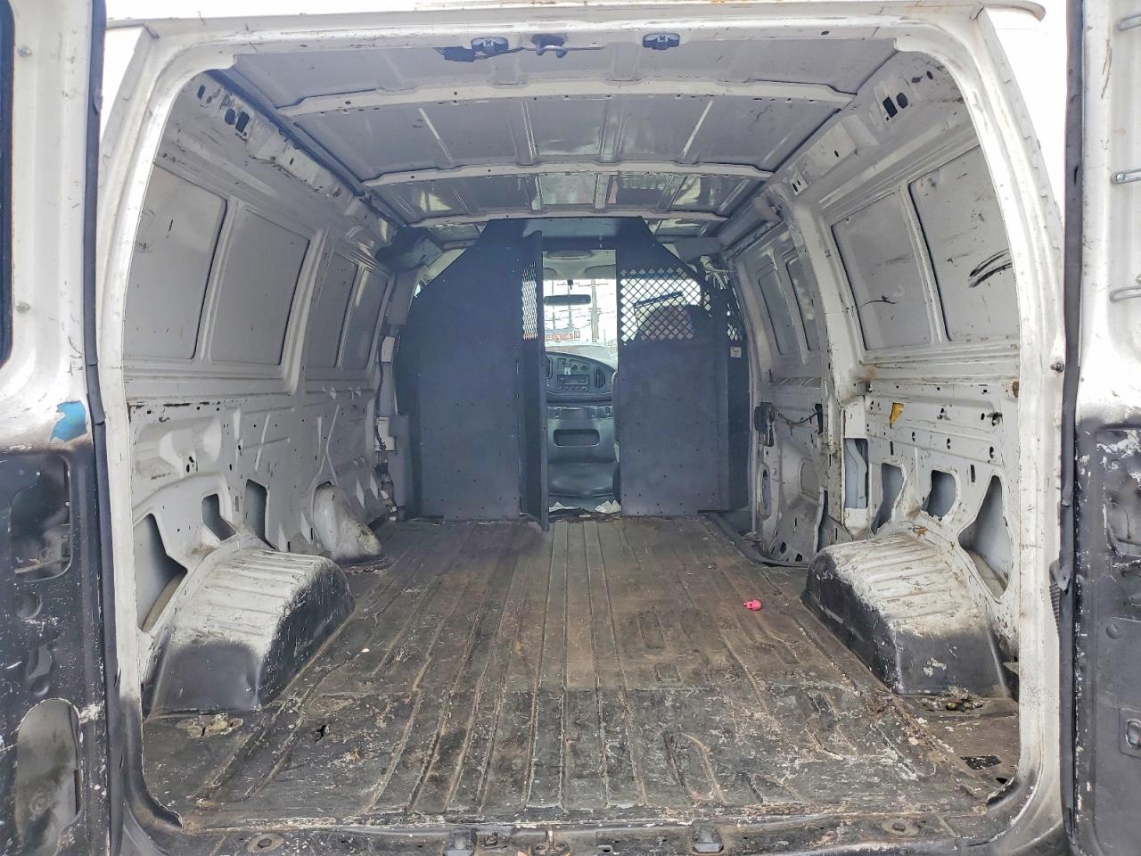 Ford Econoline E150 Van