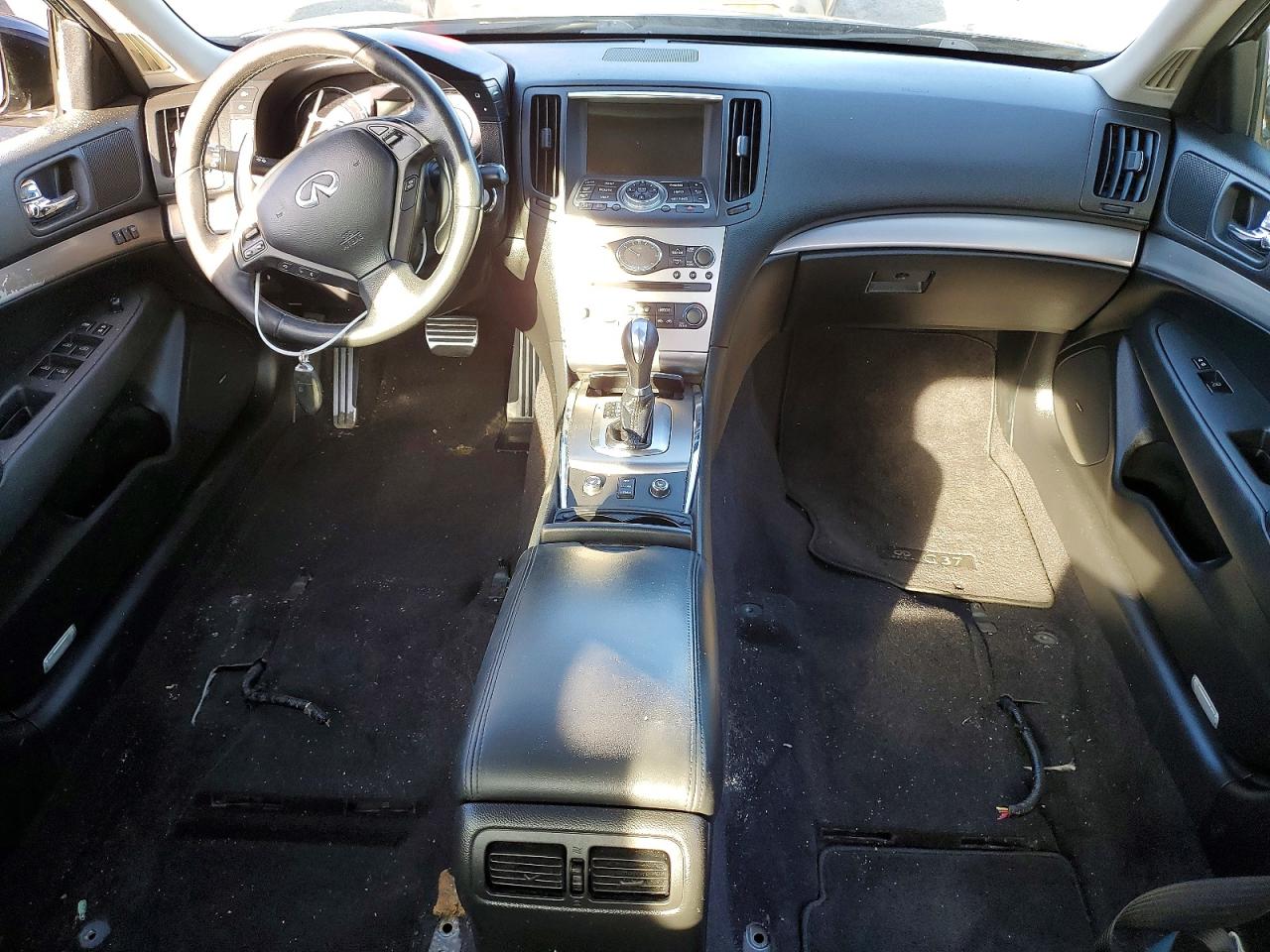INFINITI G37 X