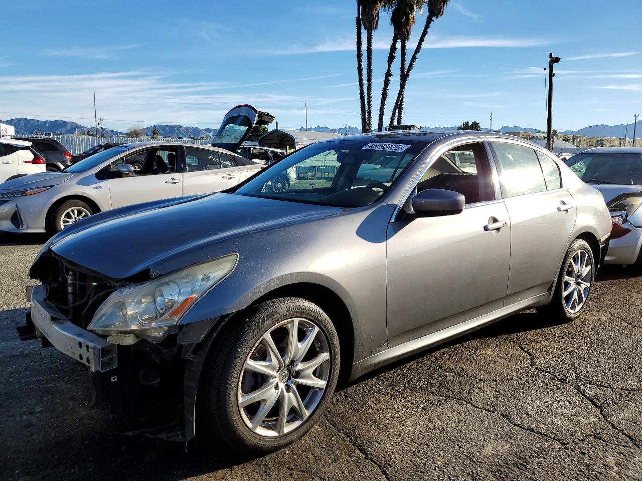Salvage INFINITI G37 Image