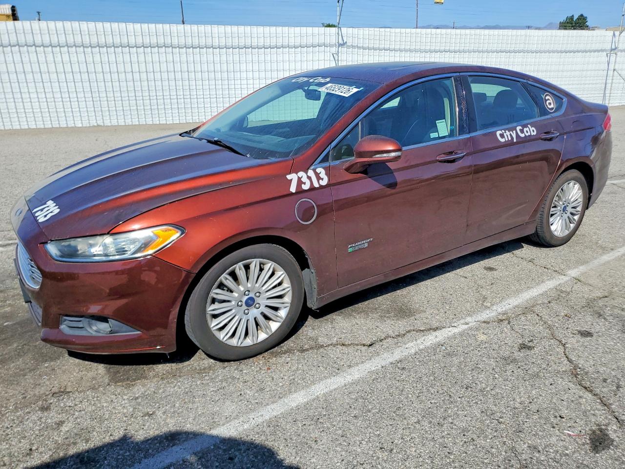 Salvage Ford Fusion Image