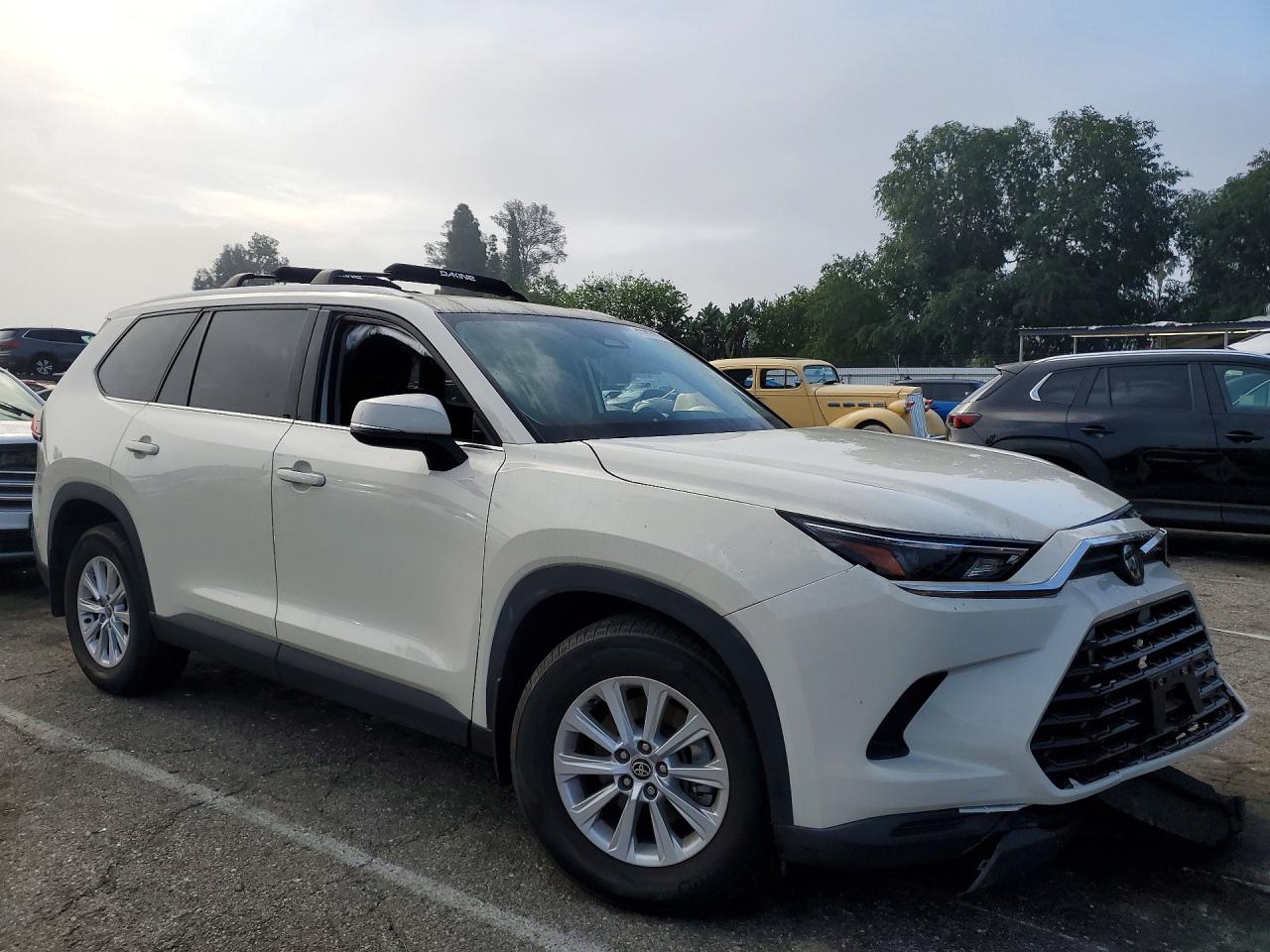 Toyota Grand Highlander Xle