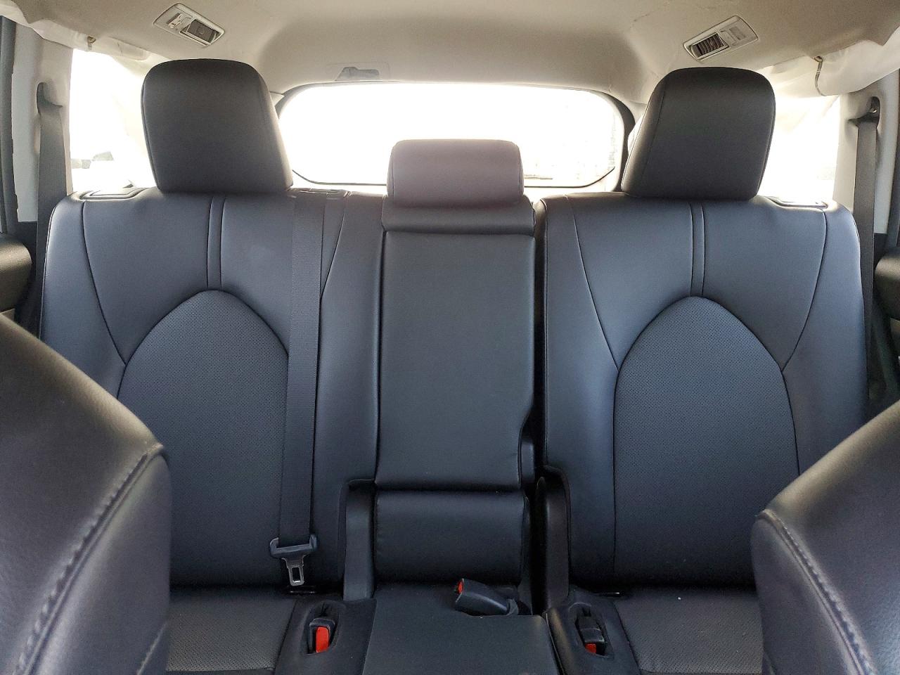 Toyota Grand Highlander Xle