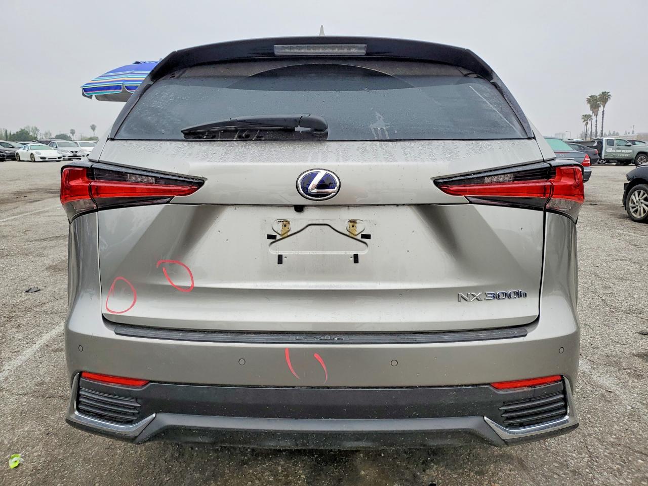 Lexus NX Base