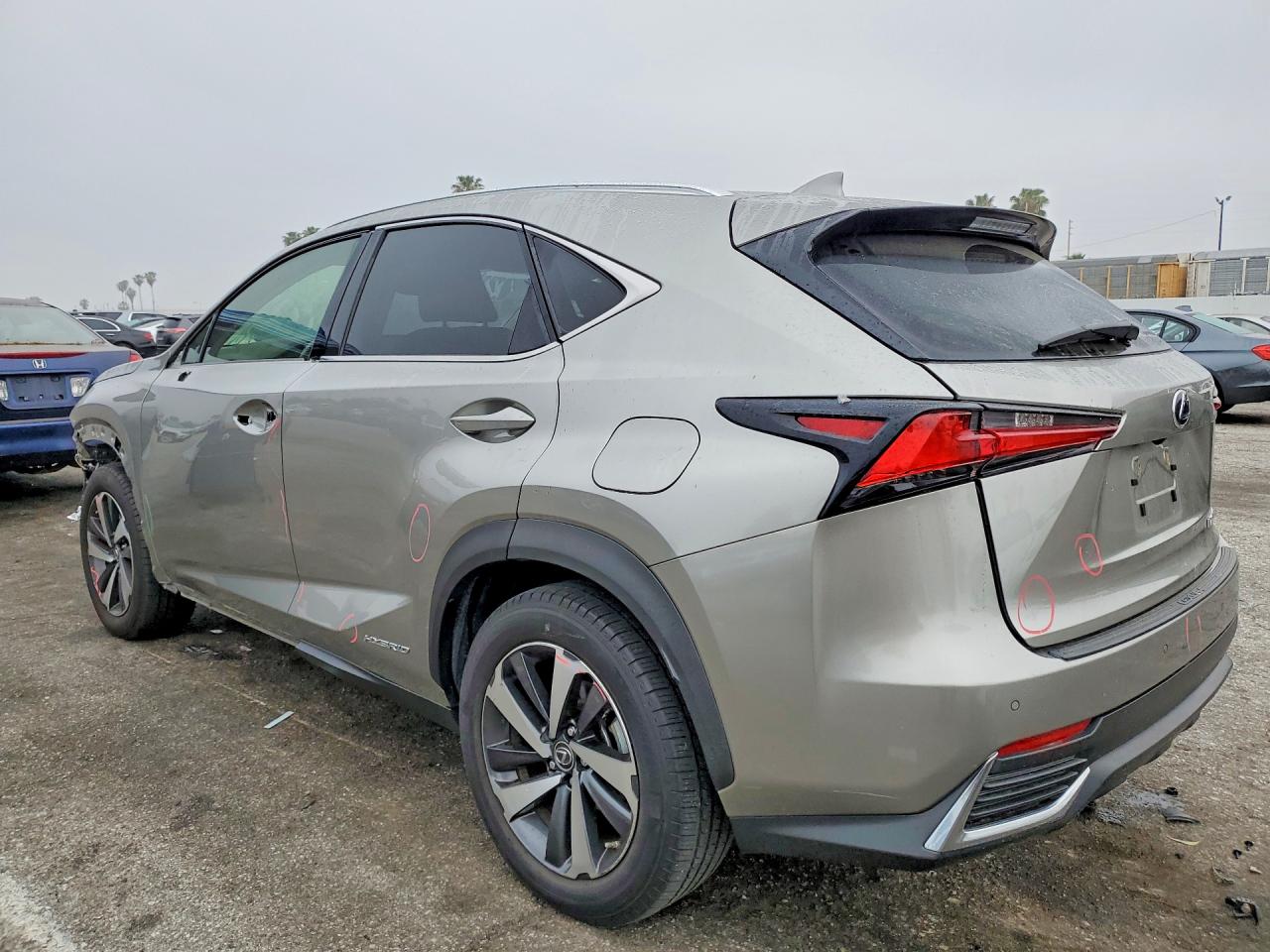 Lexus NX Base