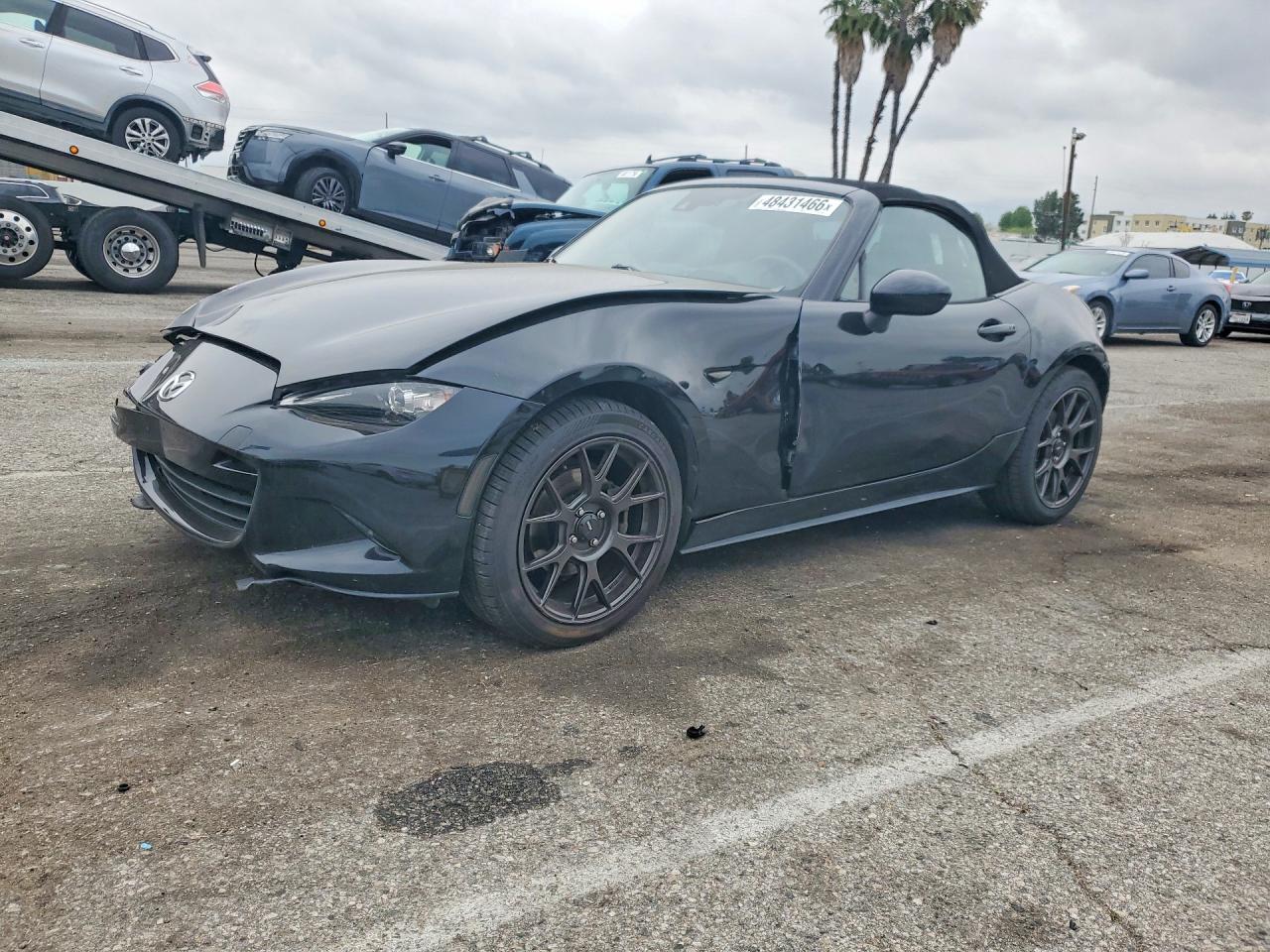 Salvage Mazda Mx5 Image