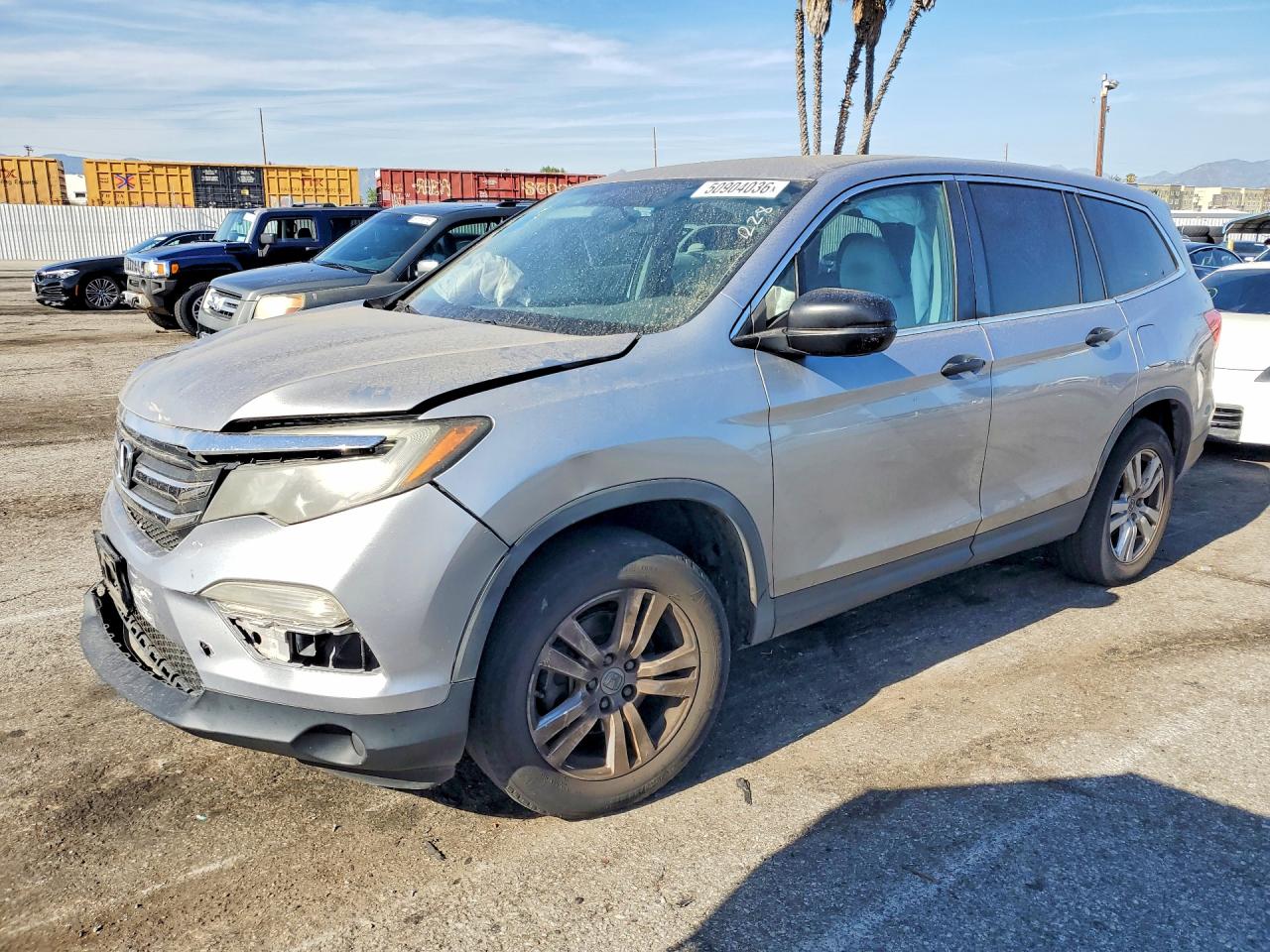 Salvage Honda Pilot Image