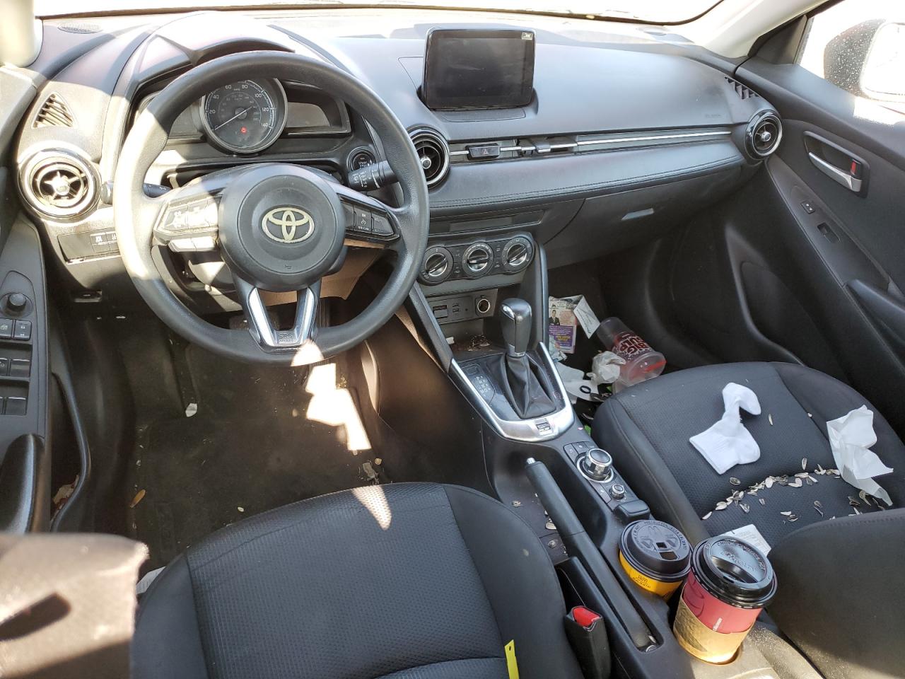 Toyota Yaris L