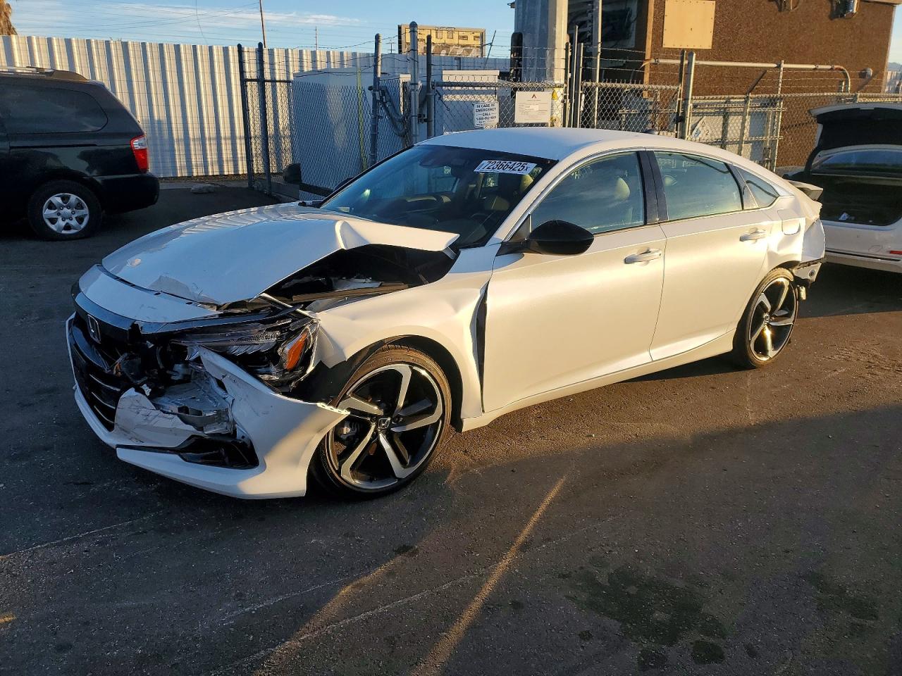 Salvage Honda Accord Image