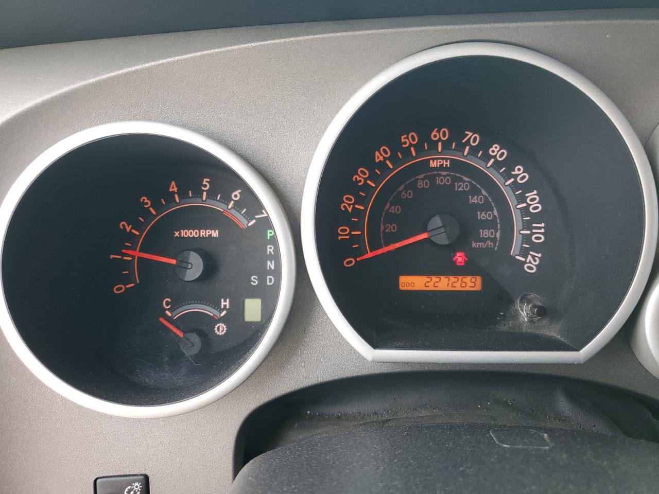 Toyota Tundra Double Cab Sr5