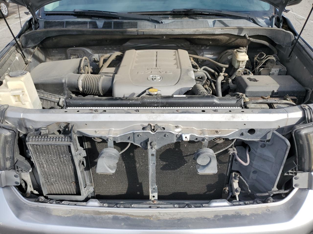 Toyota Tundra Double Cab Sr5