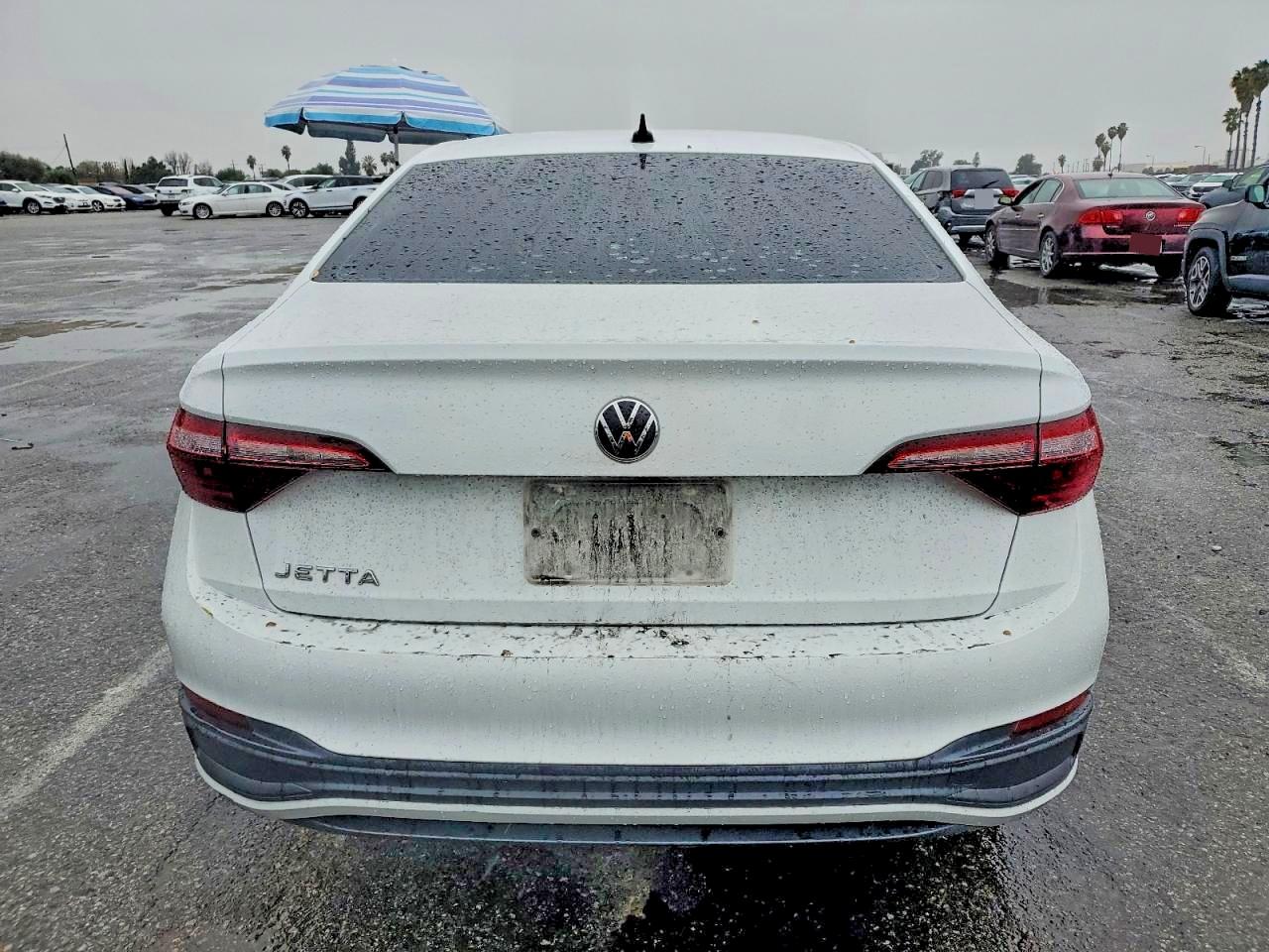 Volkswagen Jetta S