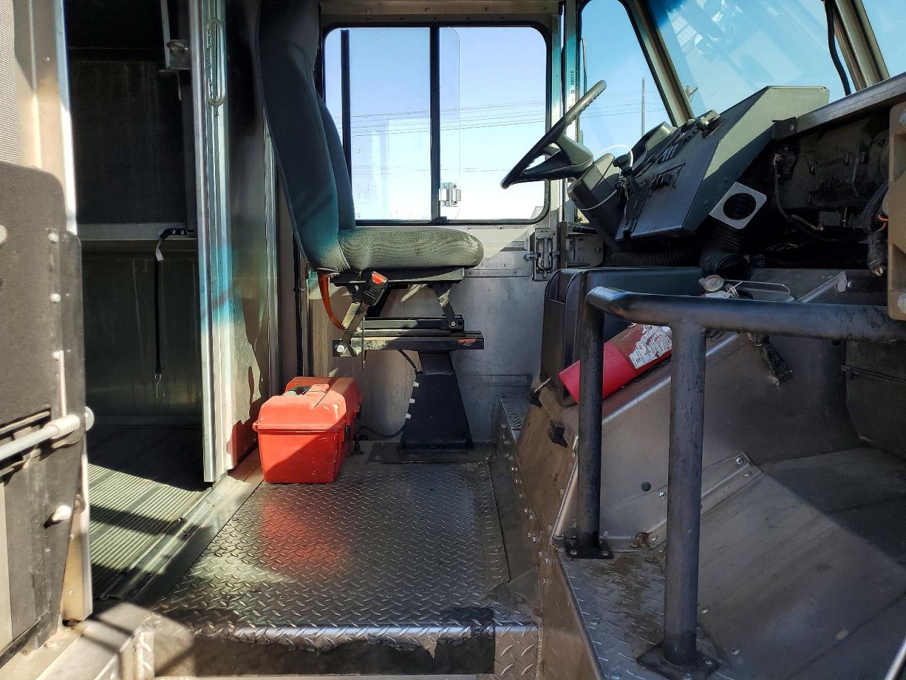 Freightliner Chassis M Line Walk-in Van