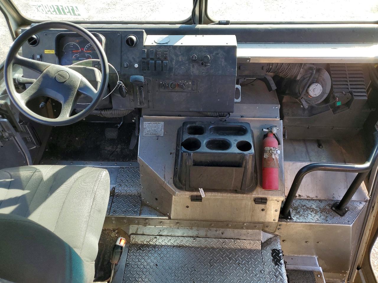 Freightliner Chassis M Line Walk-in Van