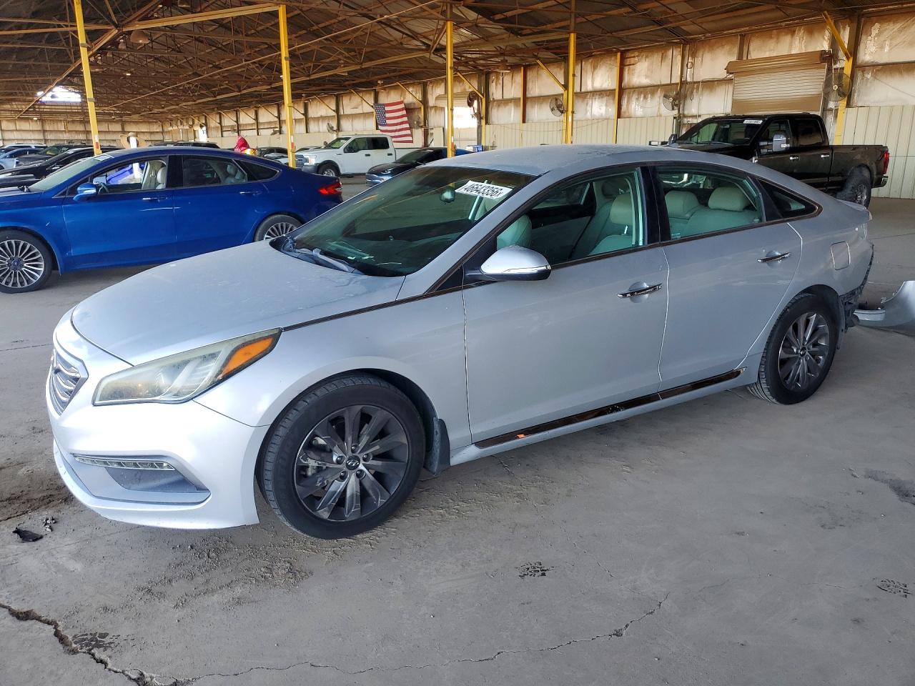 Salvage Hyundai SONATA Image