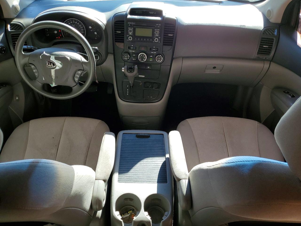 Kia Sedona Lx