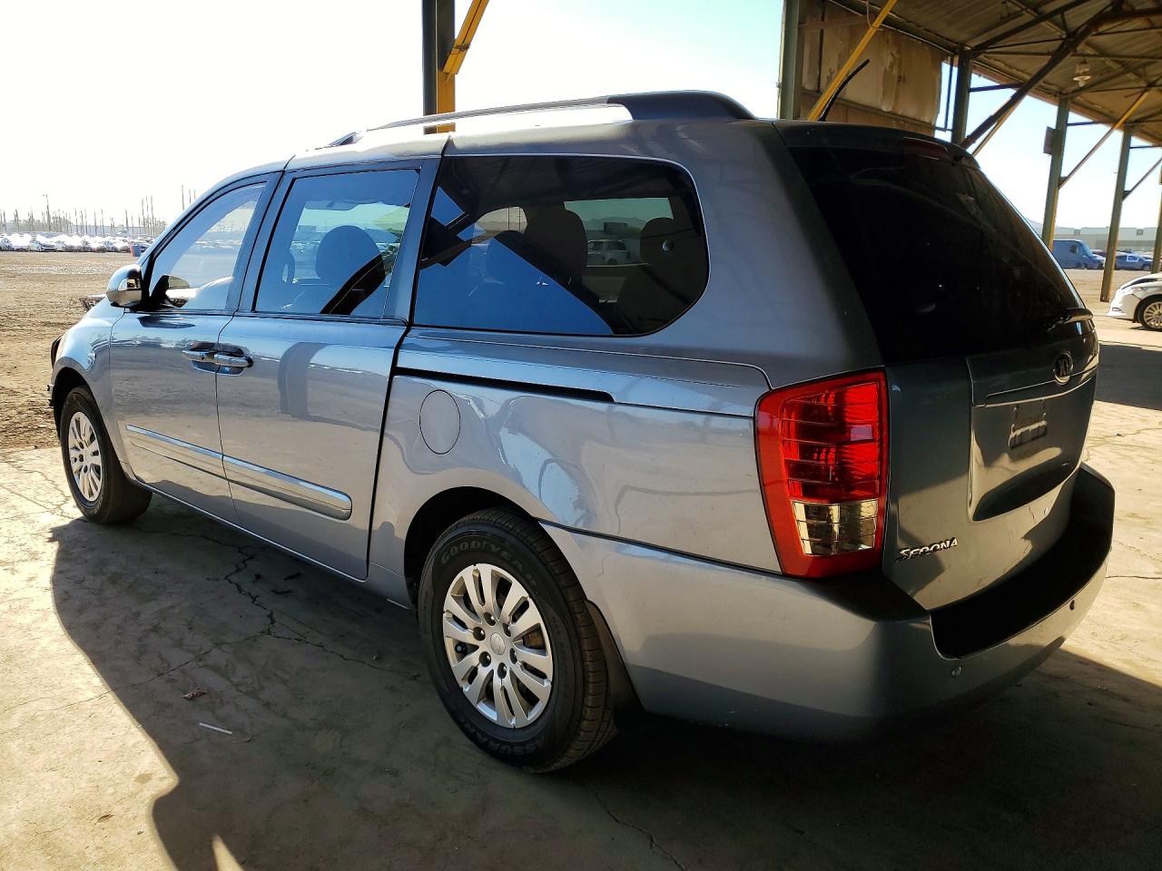 Kia Sedona Lx