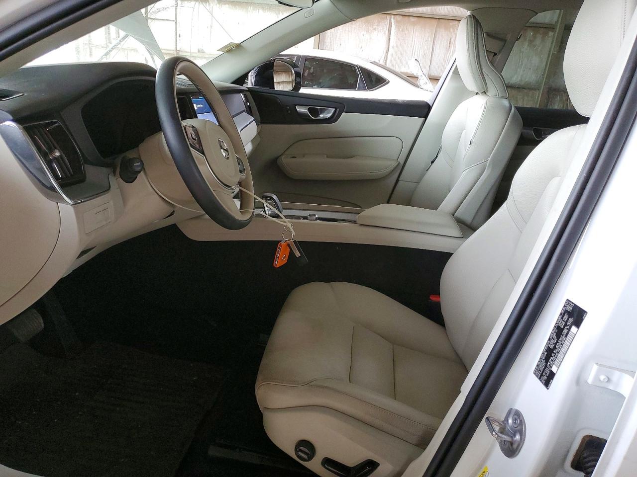 Volvo XC60 Plus