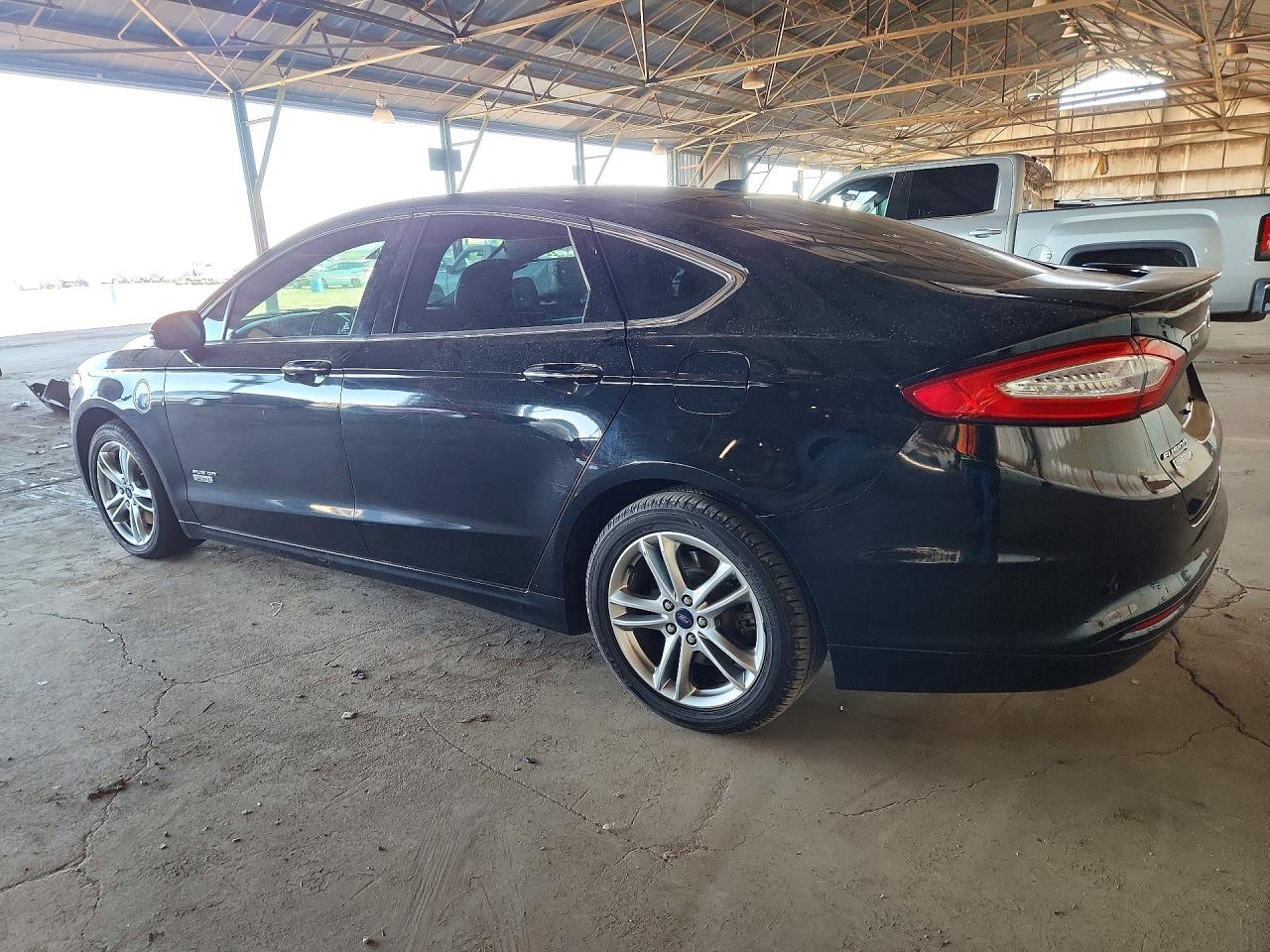 Ford Fusion Titanium Phev